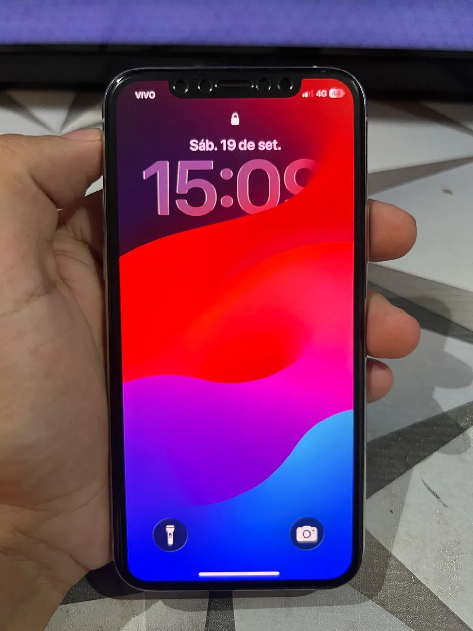 VENDE-SE IPhone 11 Pro 256GB - Foto 2