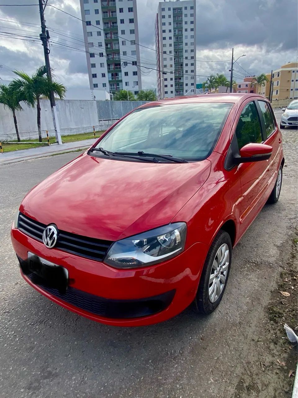 Volkswagen Fox 1.6 MI Total Flex 8V 5P 2013 - Foto 2