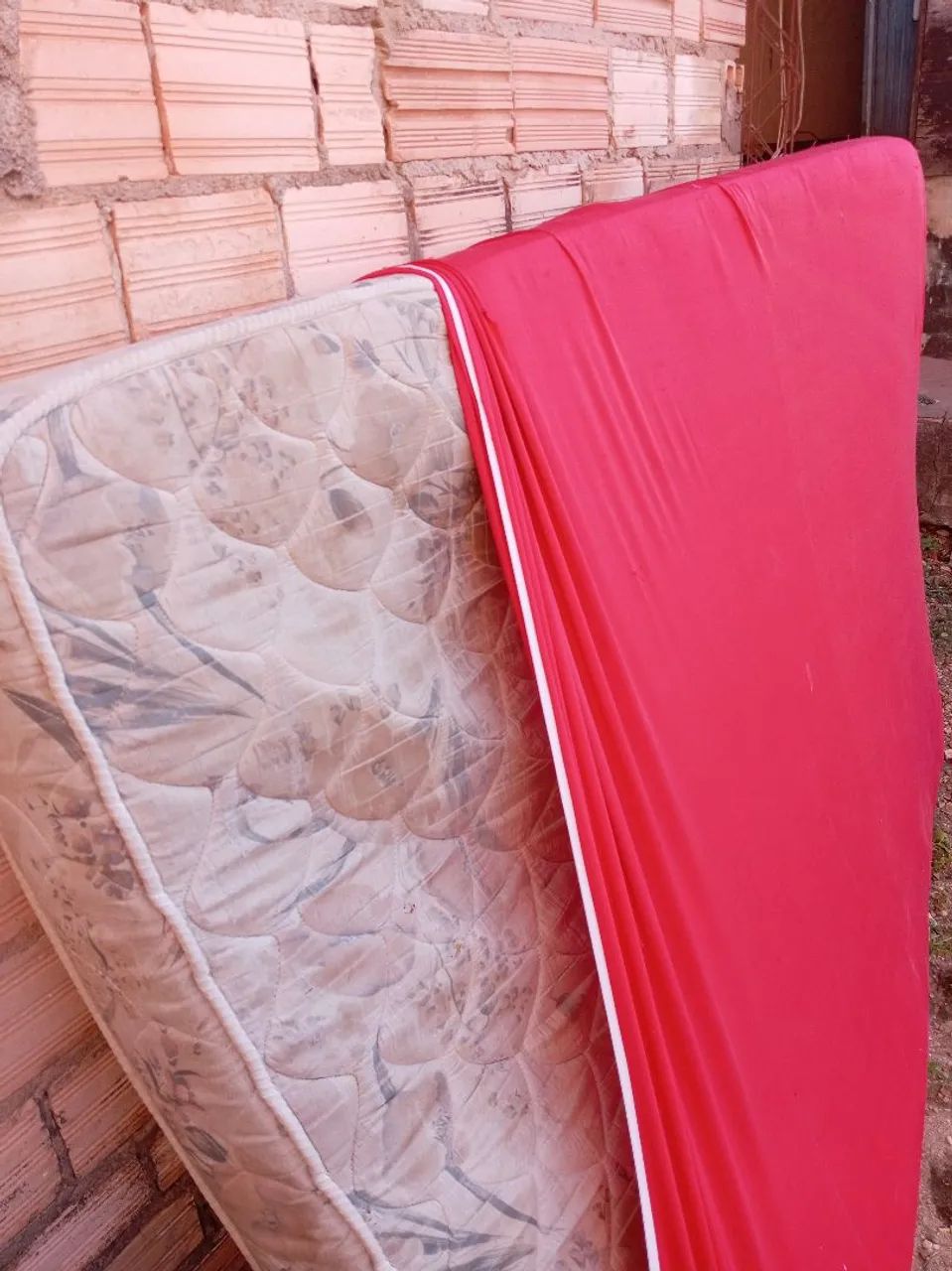 Vendo colchão e cama de casal - Foto 2