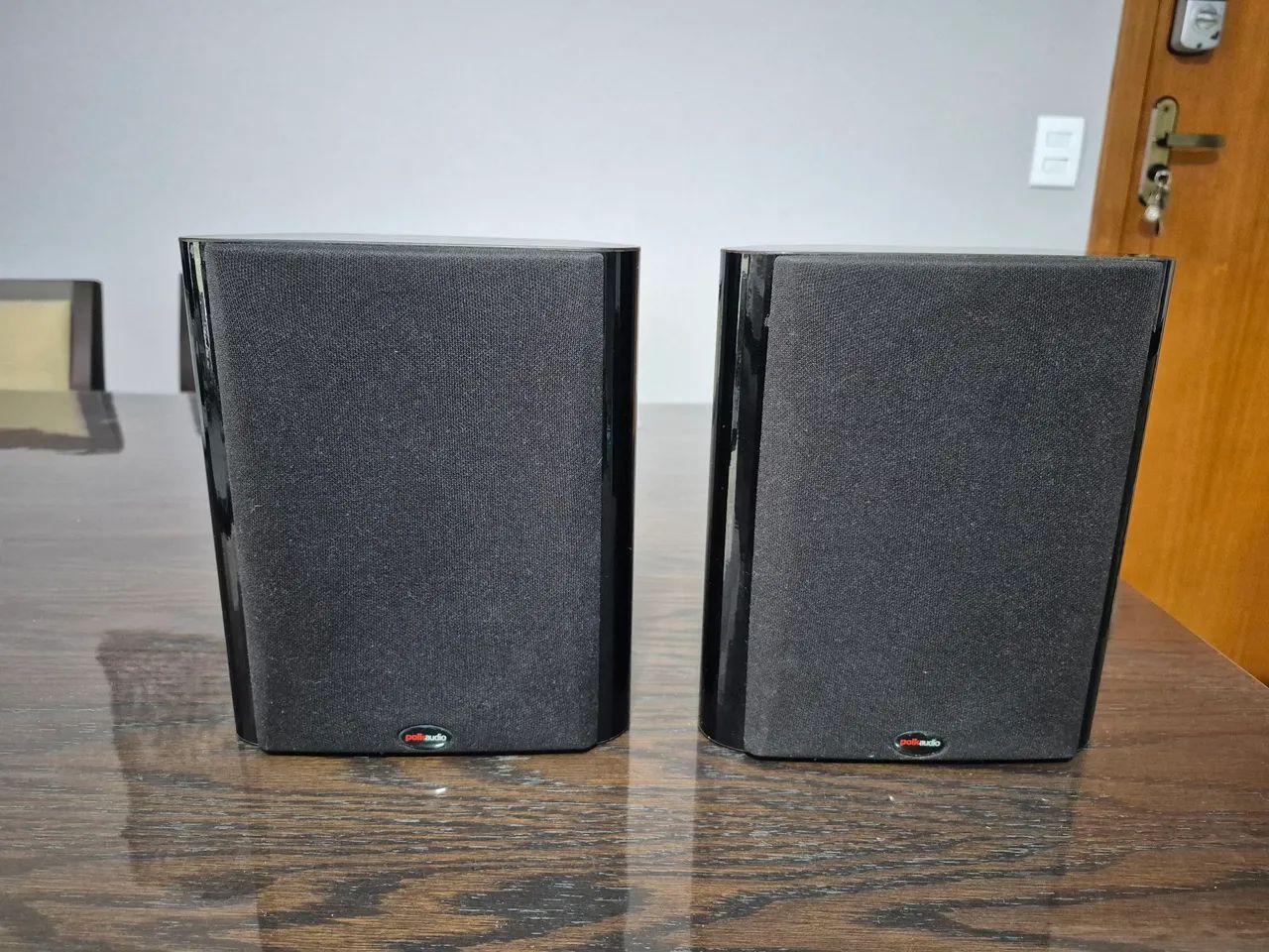 Kit com 4 caixas Polk Audio - RM3000 + RM3300SAT - Foto 5