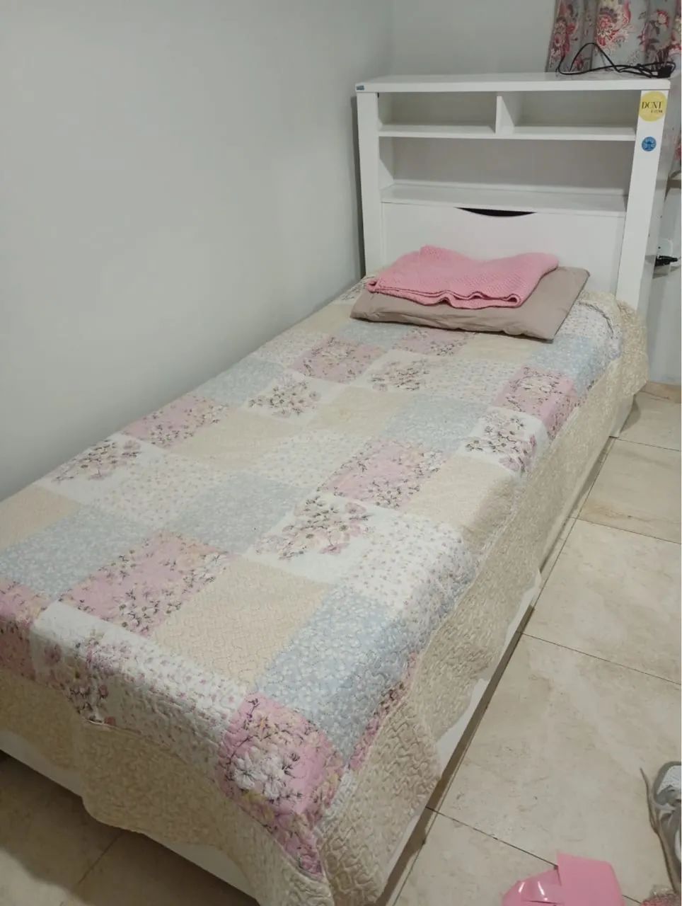Vendo Cama De solteiro 