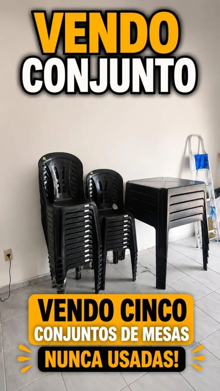 Mesas e cadeiras de plástico nunca usadas 