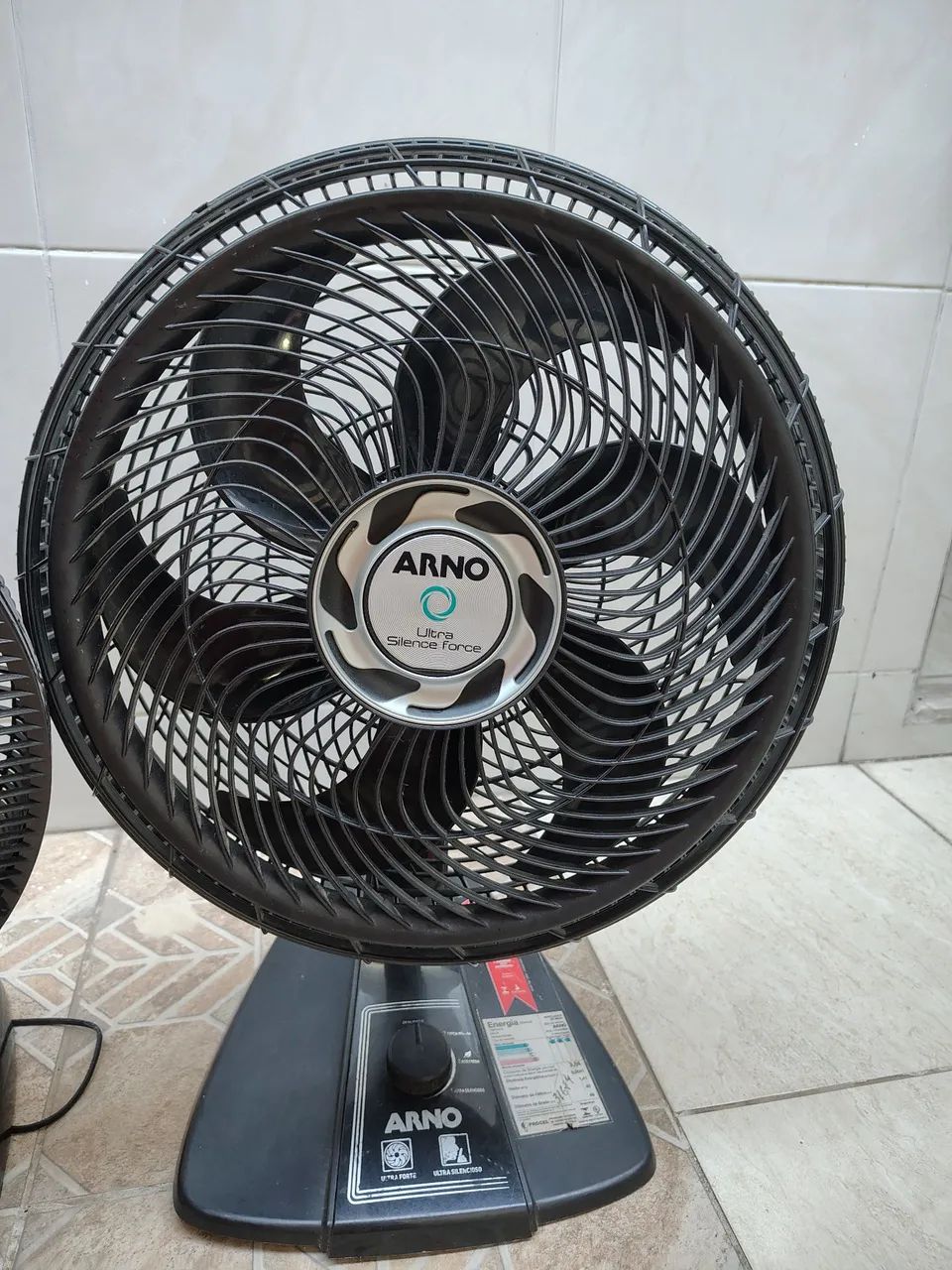 3 ventiladores com defeito ( 2 Arno e 1 Mondial) - Foto 4