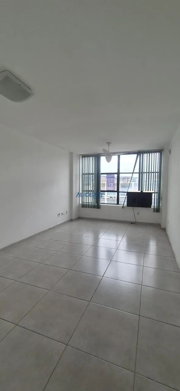 SALA COMERCIAL DE 53 m² NO CENTRO  COM GARAGEM - Foto 3