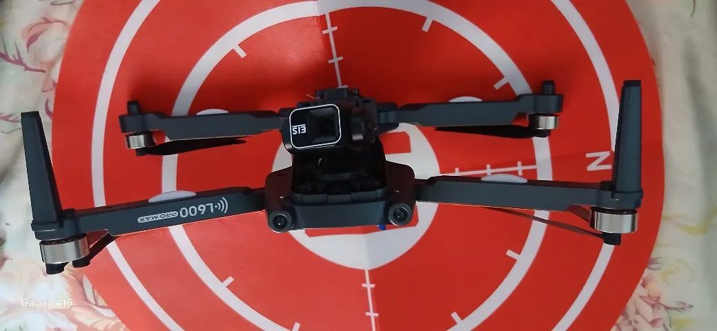 Drone l600 pro max com guimbal de 3 eixos e controle com tela ( usado).  - Foto 4