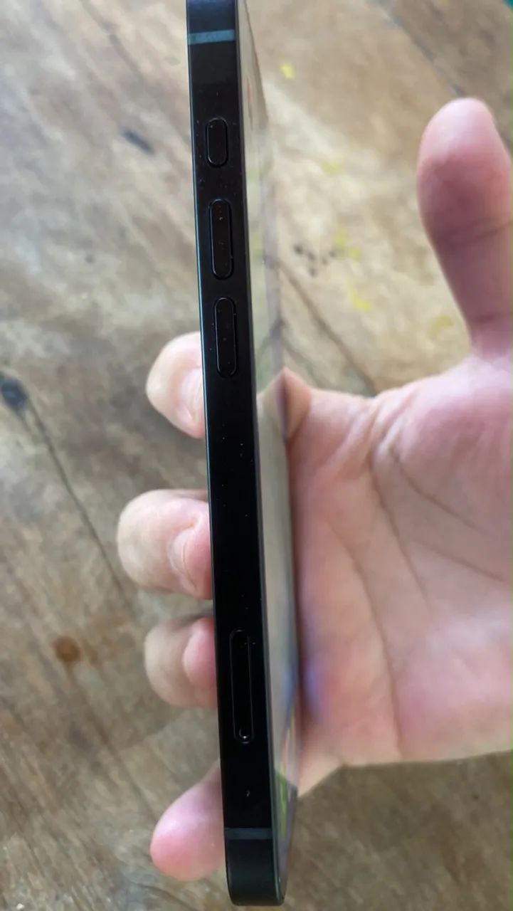 iPhone 16E vinte dias de uso - Foto 2