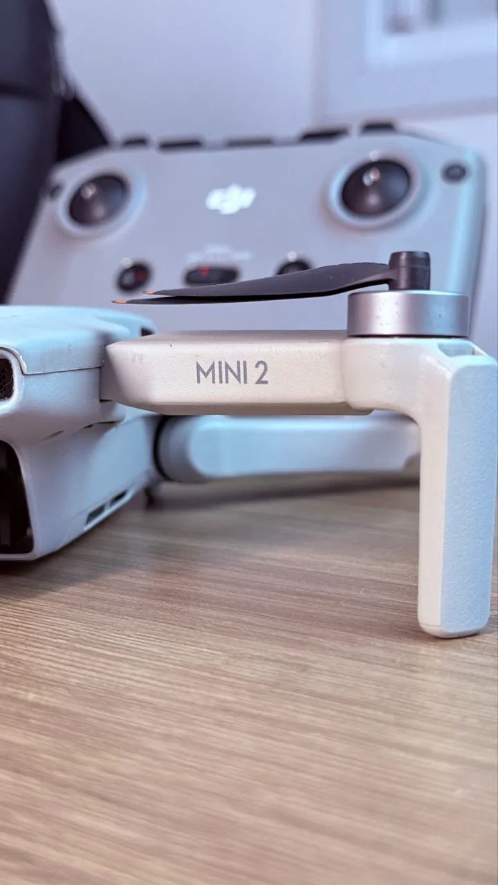 Drone DJI Mini 2 - Combo Fly More - Foto 4