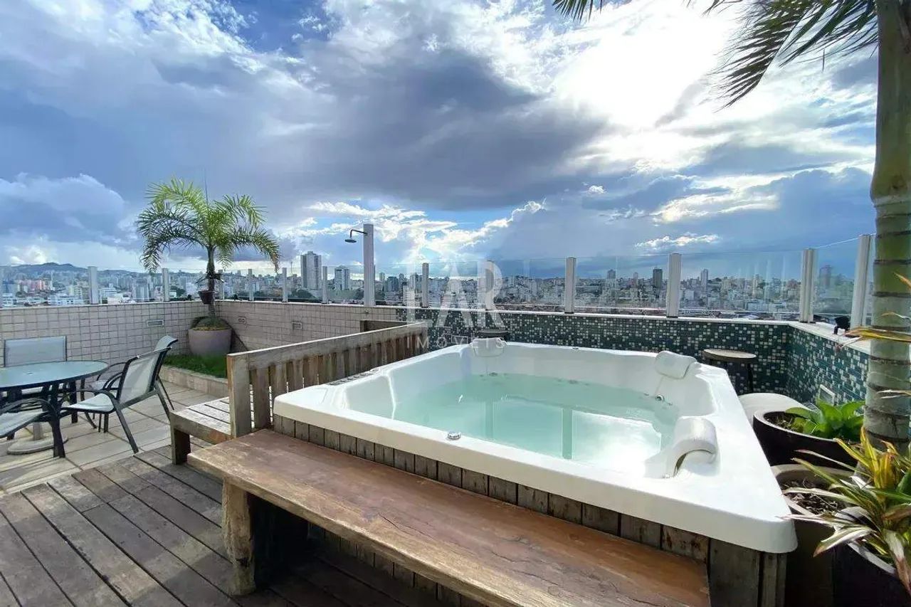 Cobertura a venda de 4 quartos, 2 suites 4 vagas!