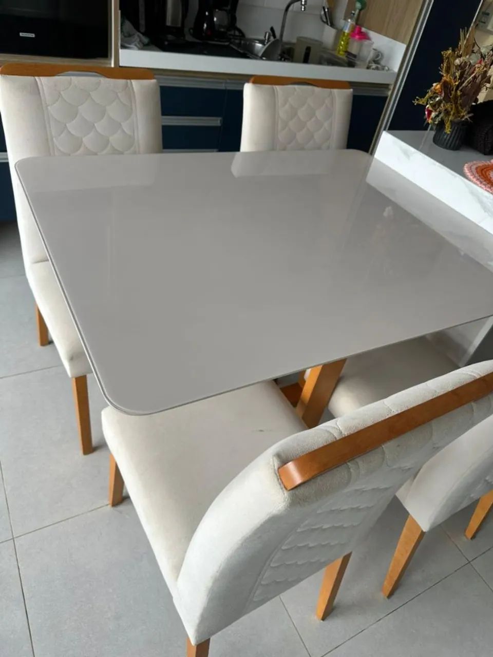 Mesa com 4 cadeiras - Foto 3