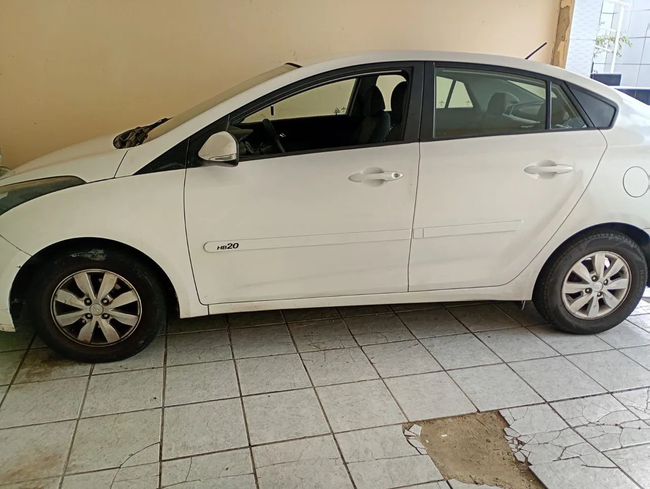Hyundai Hb20S C.PLUS/C.STYLE1.0 FLEX 12V MEC. 4P 2015
