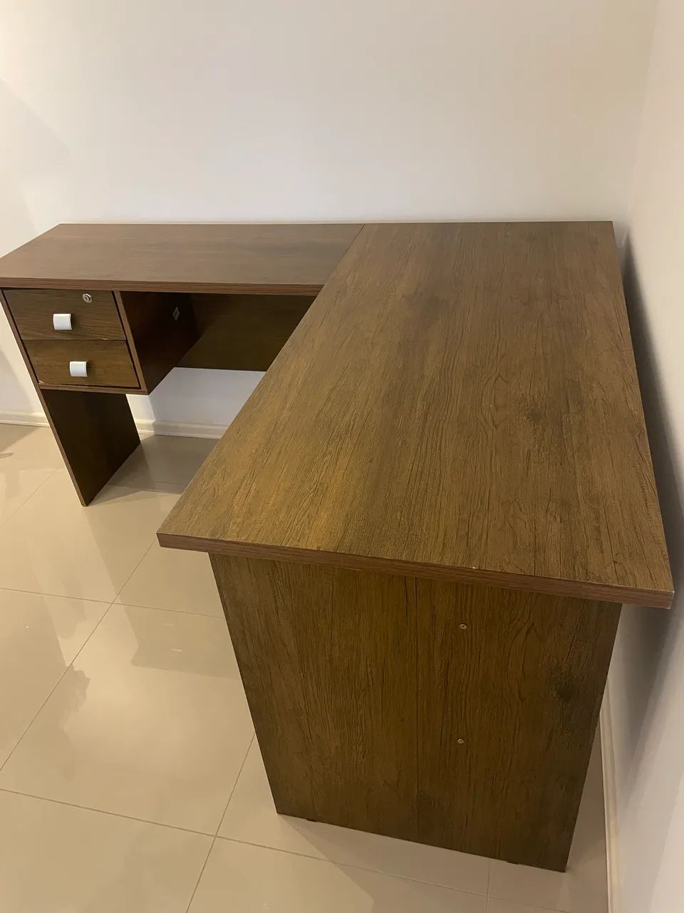 Mesas em L para escritório - Nova está R$560,00 - Foto 3