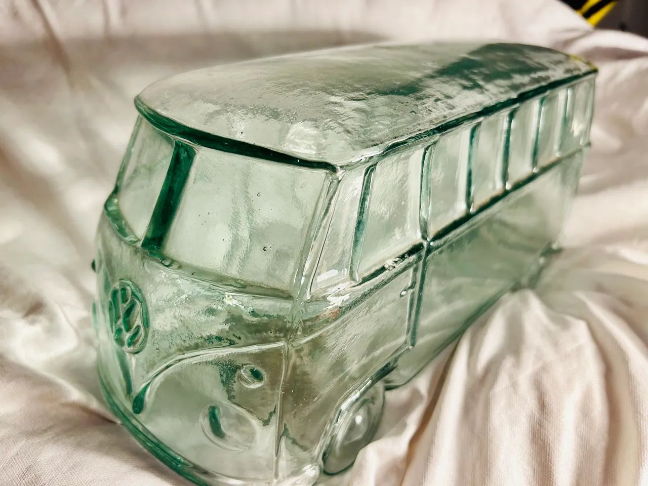 Kombi decorativa artesanal em vidro