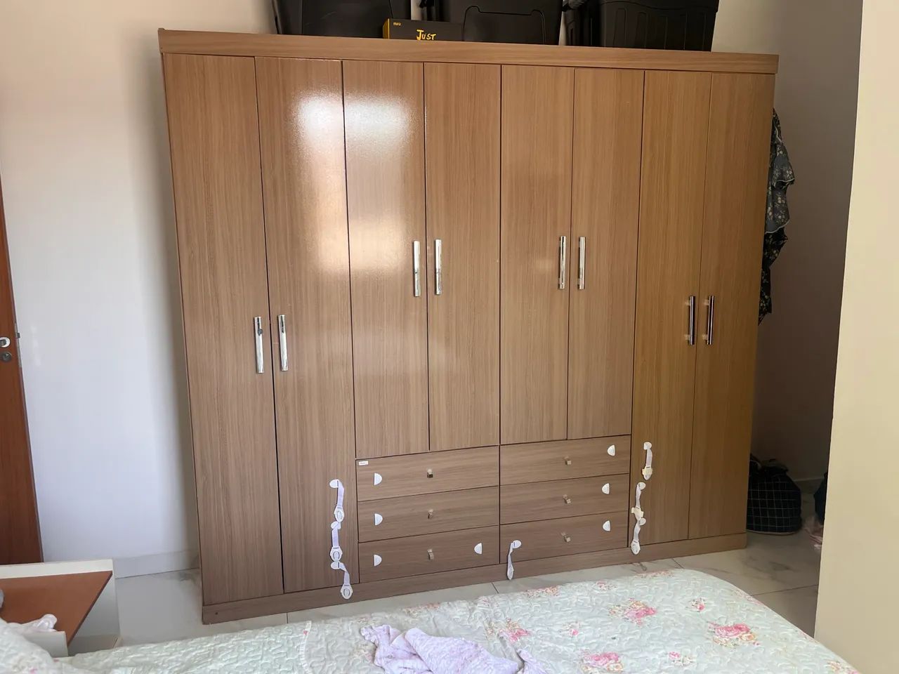 Guarda-roupa casal
