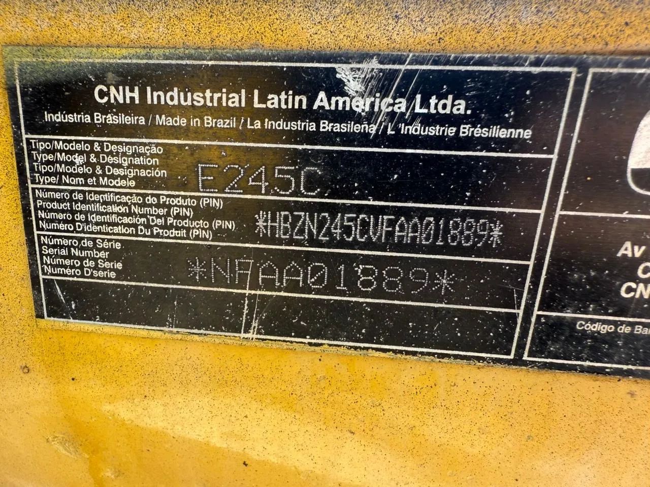 ESCAVADEIRA HIDRÁULICA NEWHOLLAND  E245C ME - Foto 4