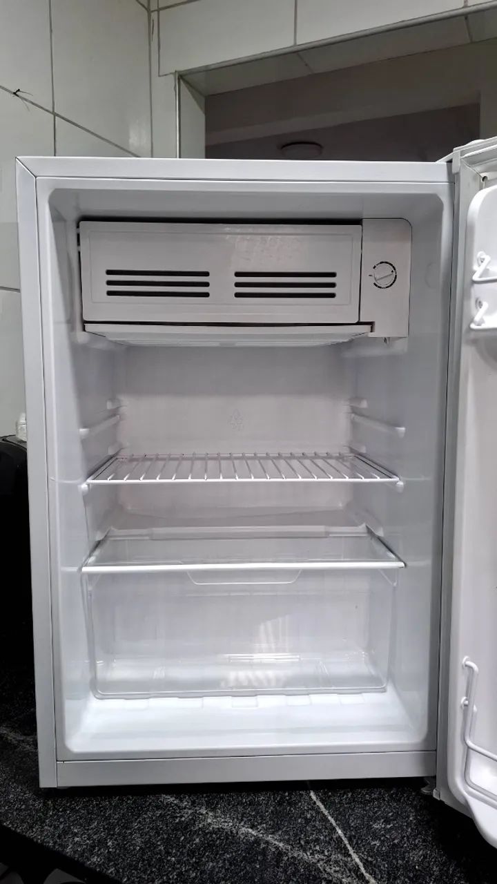 Frigobar semi novo 76L - Foto 2