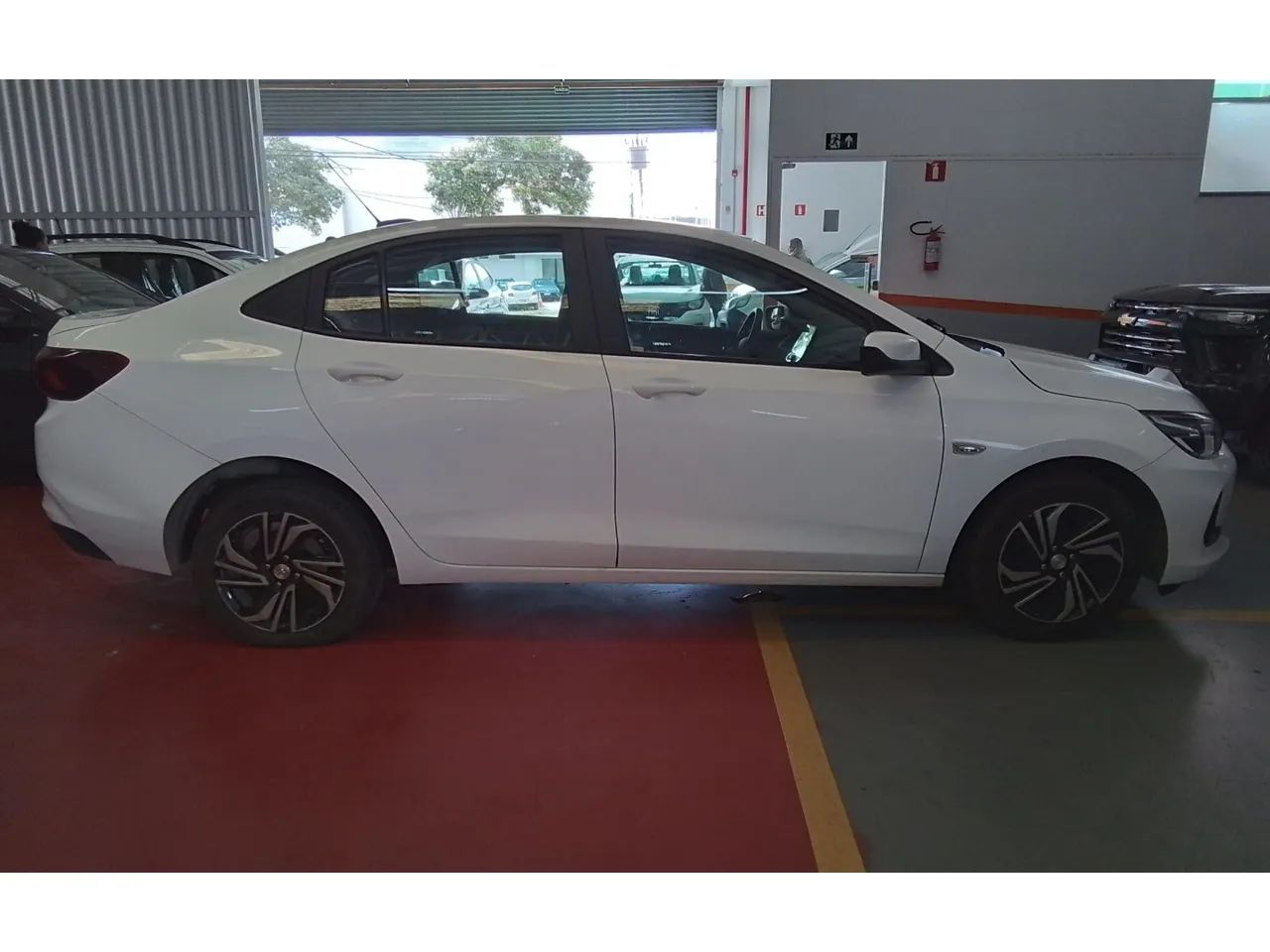 Chevrolet Onix Plus LT 1.0 12V Flex Mec. 4P 2025 - Foto 6