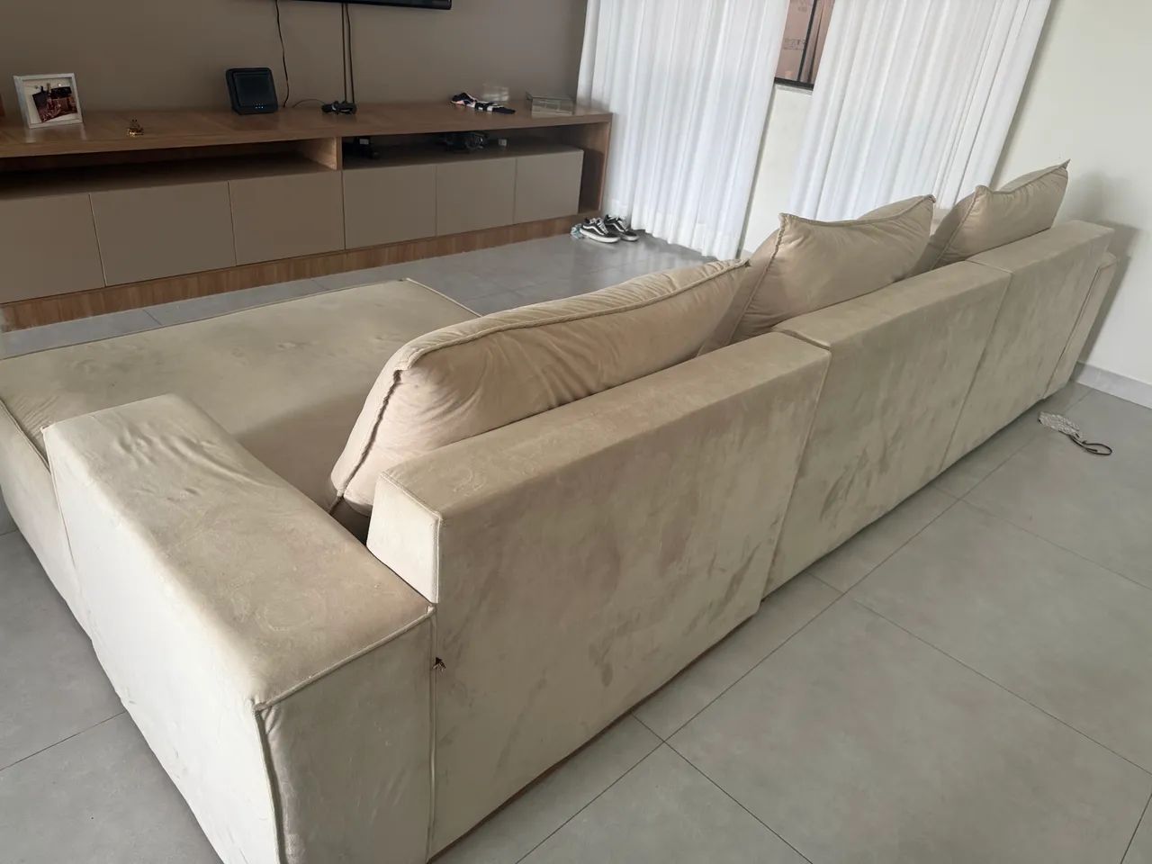 Sofá com chaise 3 lugares  - Foto 4
