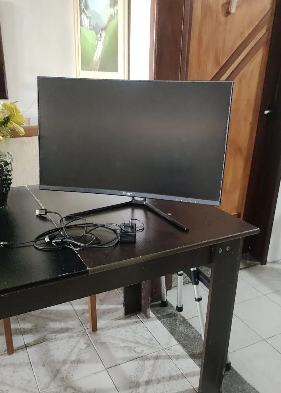 Monitor Husky com defeito