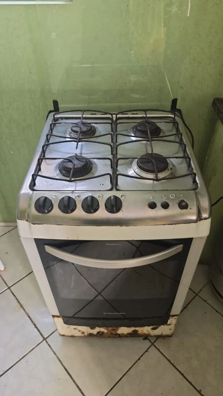 Fogão Electrolux 4 bocas com clik e mangueira 