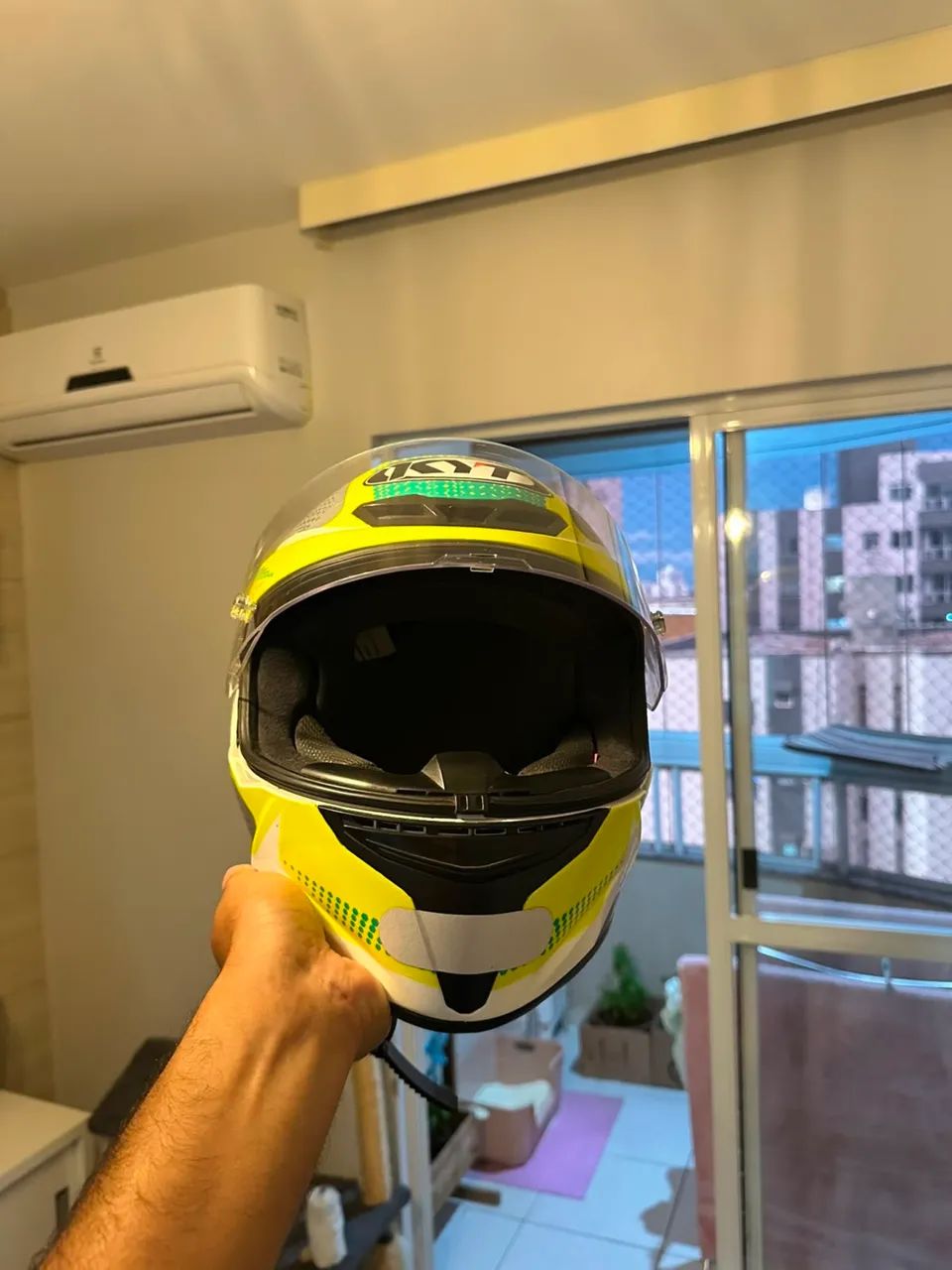 Vendo, Capacete KYT - Foto 2
