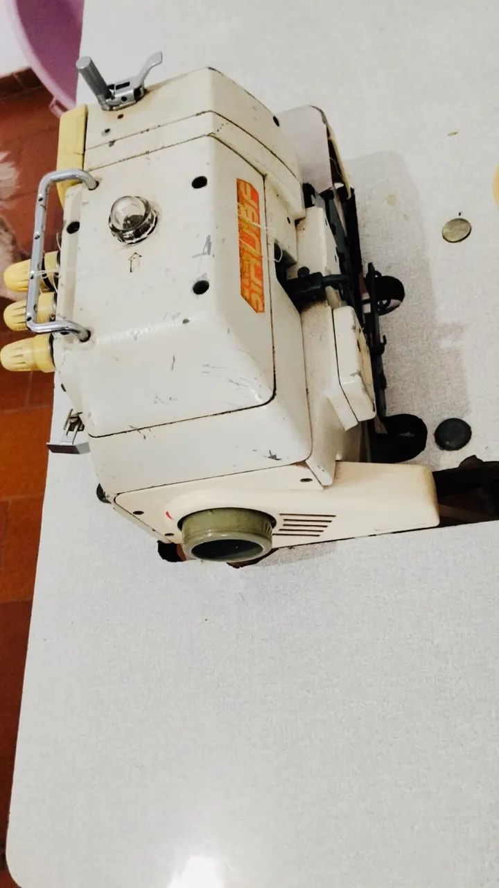 Máquina de costura overloque  - Foto 2