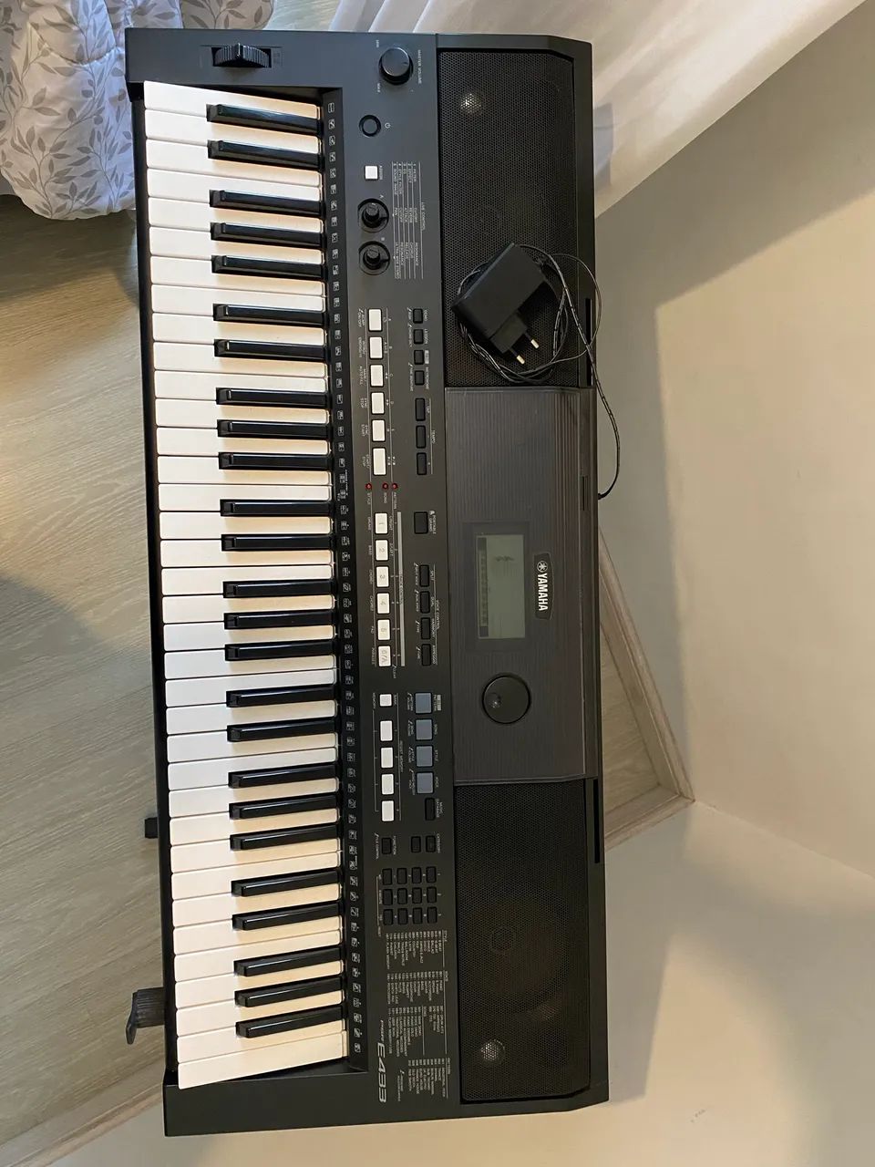 Yamaha PSR-E433 - Foto 2