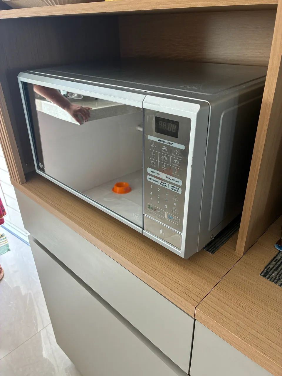 Microondas com Defeito