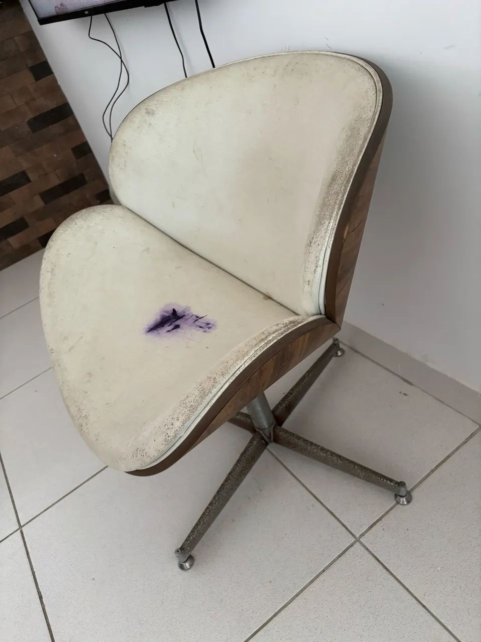 Poltrona de couro  - Foto 2