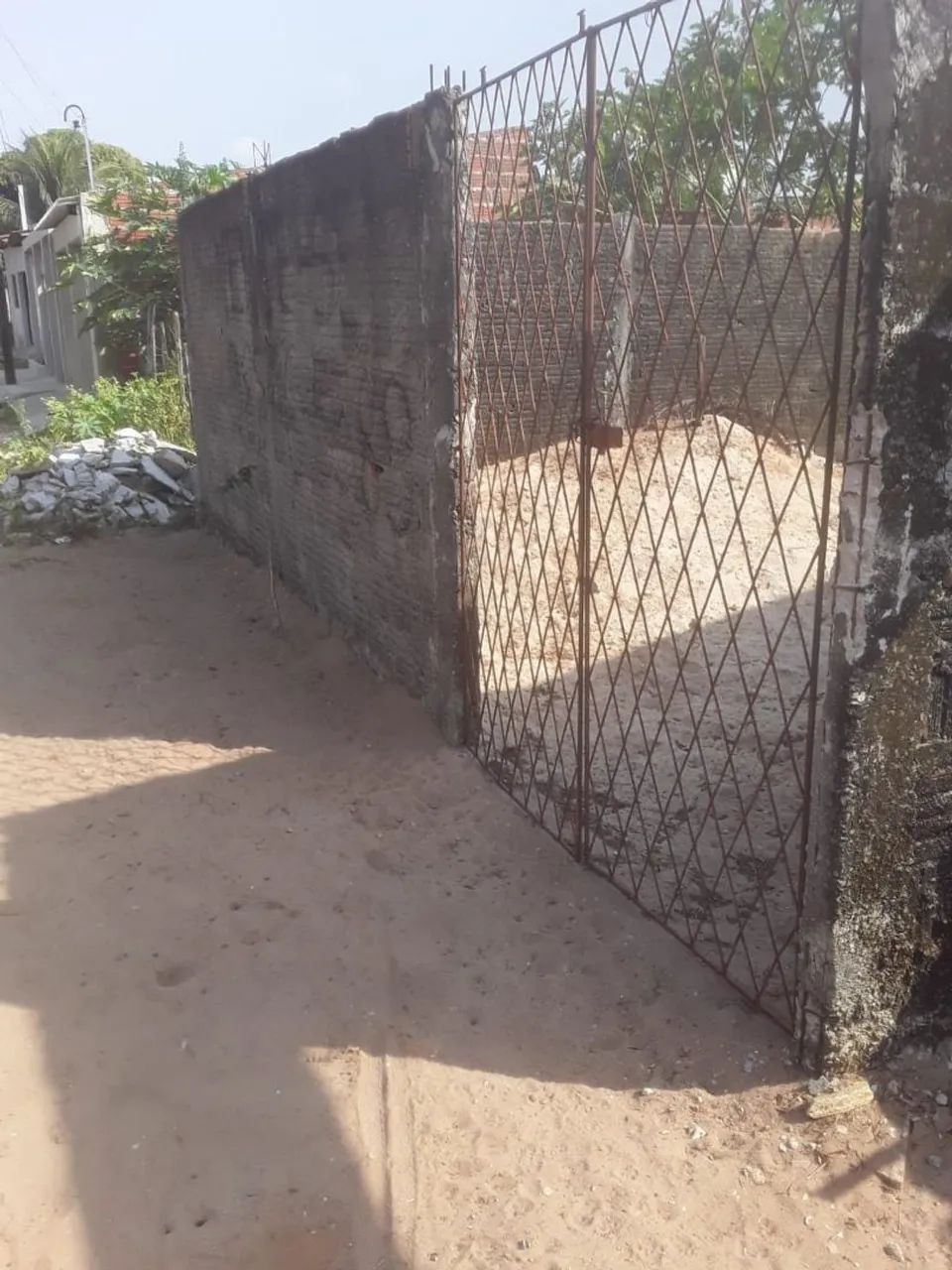 Vende-se um lote  - Foto 2