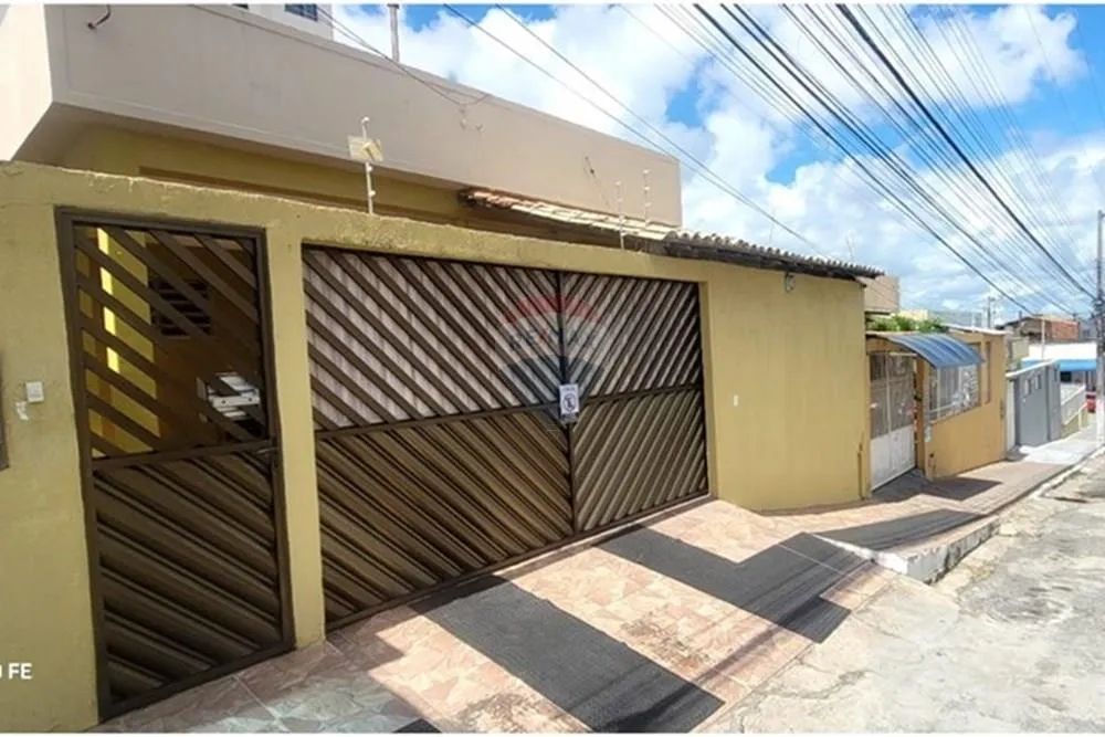 Casa com 3 Dormitórios - Bairro Cirurgia- Aracaju - Foto 2