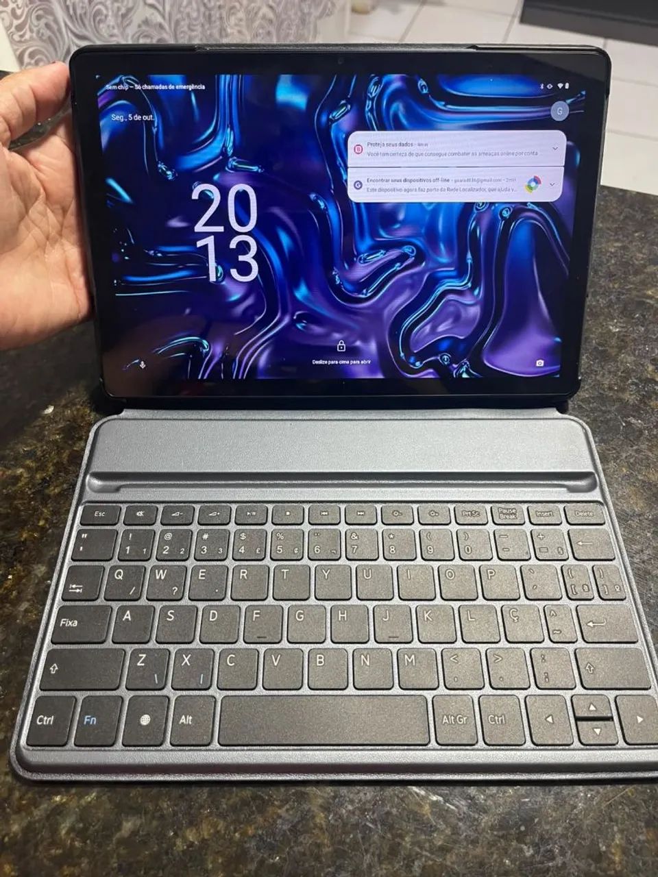 Tablet Positivo Vision Tab 10 + Teclado| R$ 600 | 