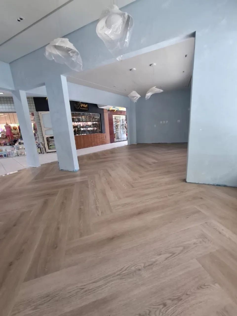 Fornecimento e instalação de piso vinílico - Foto 4