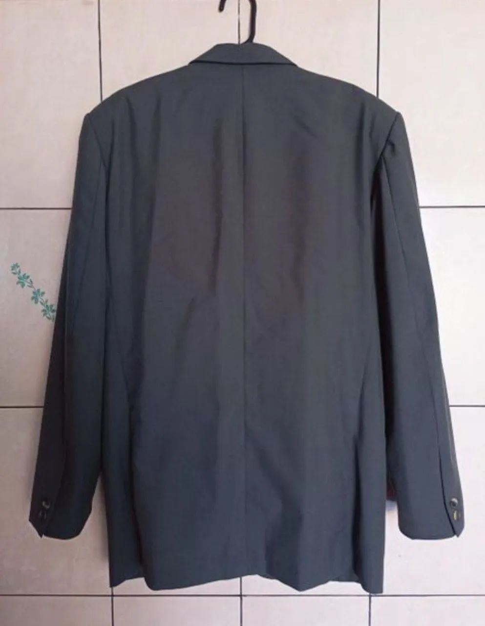 Blazer Petulan cinza tamanho 50 - Foto 2