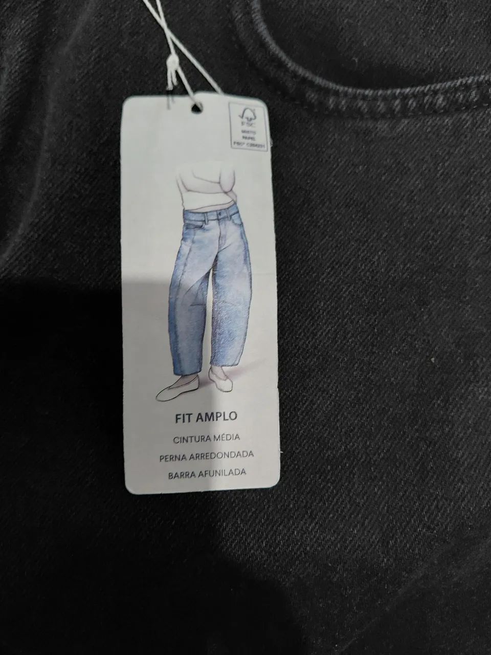 Calça jens preta tam 46 - Foto 3