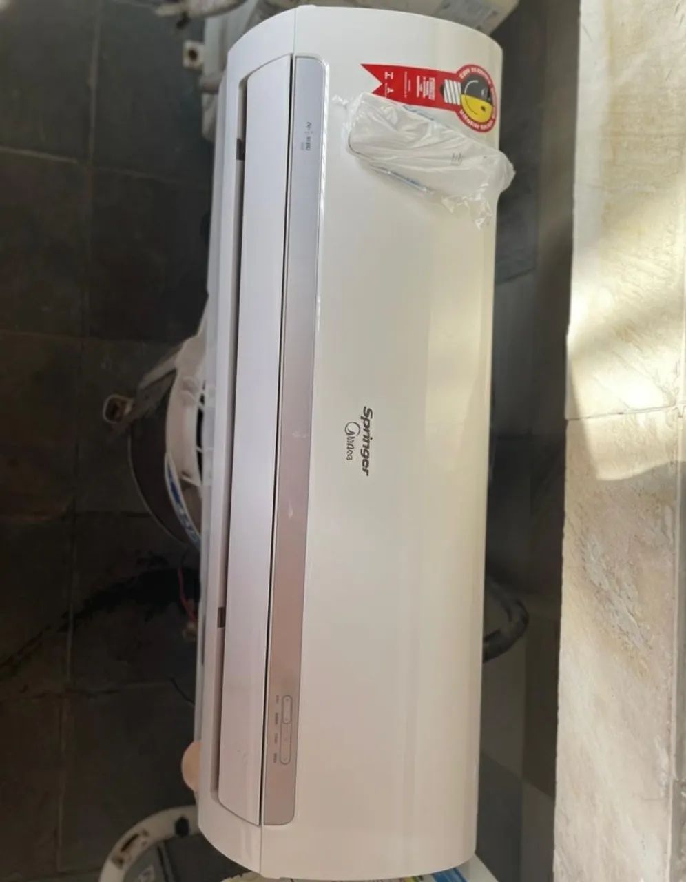 Central de Ar Midea 12.000 BTUs - Ótimo Estado - R$ 800 - Foto 2