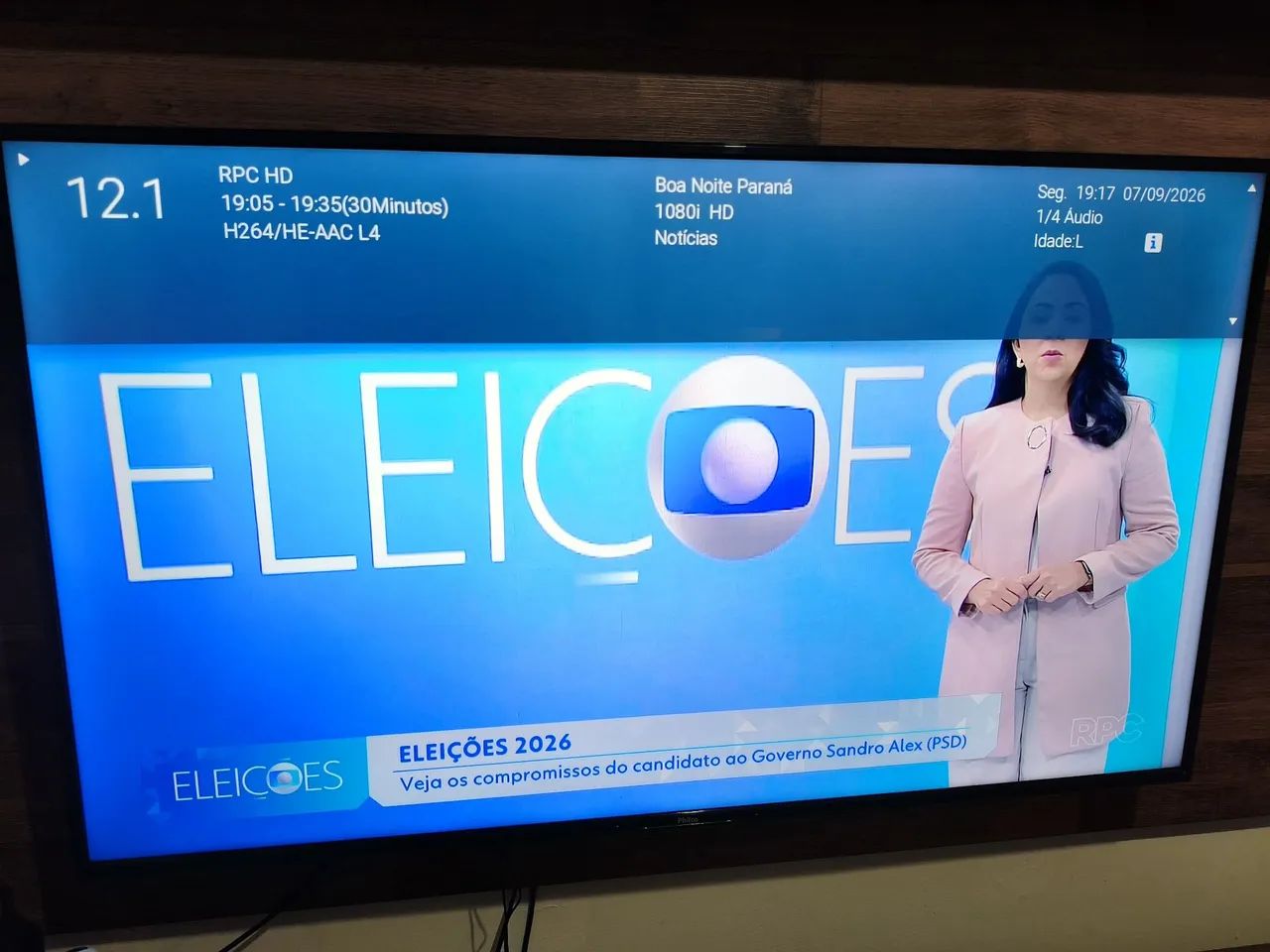 Smart TV Philco 50 polegadas FUNCIONANDO Tem NETFLIX YOUTUBE - Foto 3