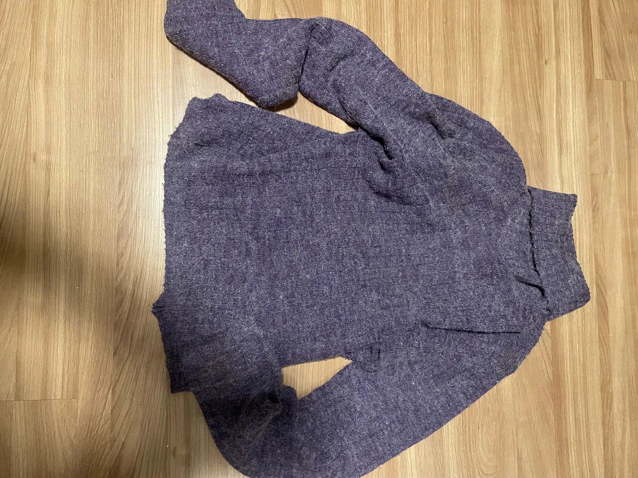 Blusa de lã gola alta TAM. 42