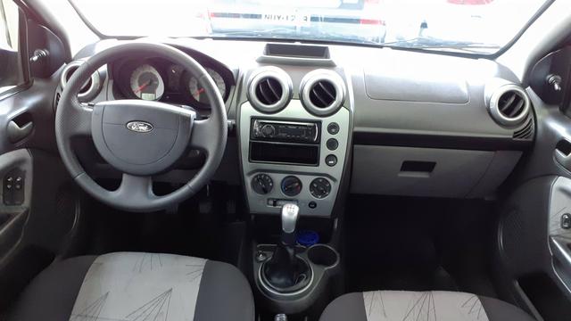 Ford Fiesta Class 2010 - Foto 3