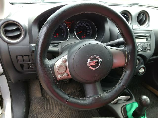 Nissan Versa - Foto 4