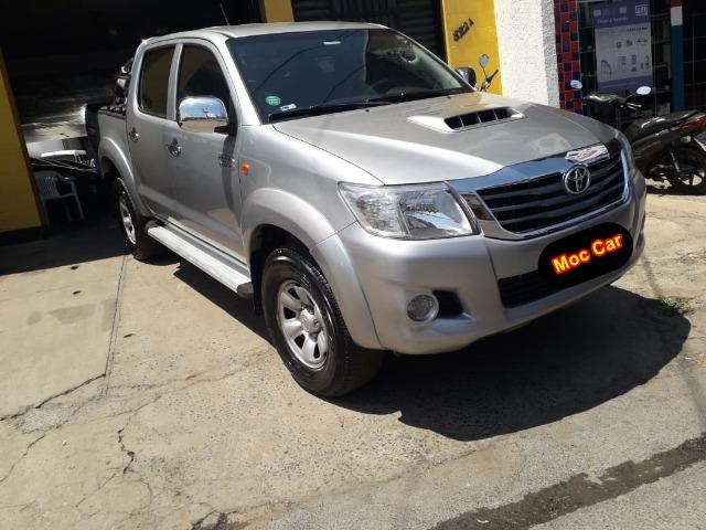 TOYOTA HILUX CD SR 4X4 3.0 8V 116CV TB DIESEL 2015 