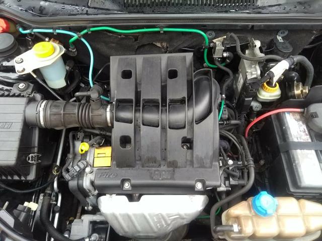 Fiat Siena ano 10/10 88 mil kilometros - Foto 11