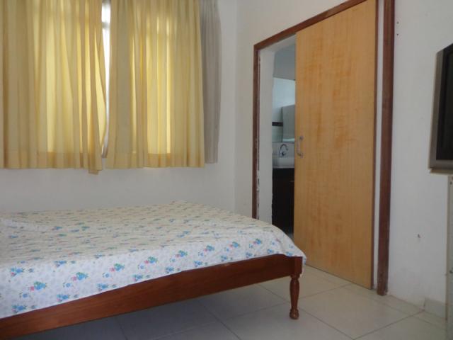 Casa em excelente localização , próximo a comércio variado. - Foto 8
