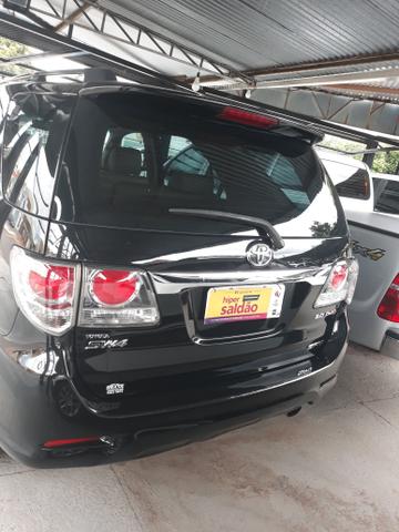 Hilux SW4 4X4 3.0 TB Diesel - Foto 3