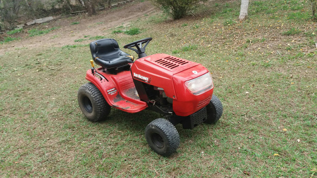 Micro trator cortador de gramas
