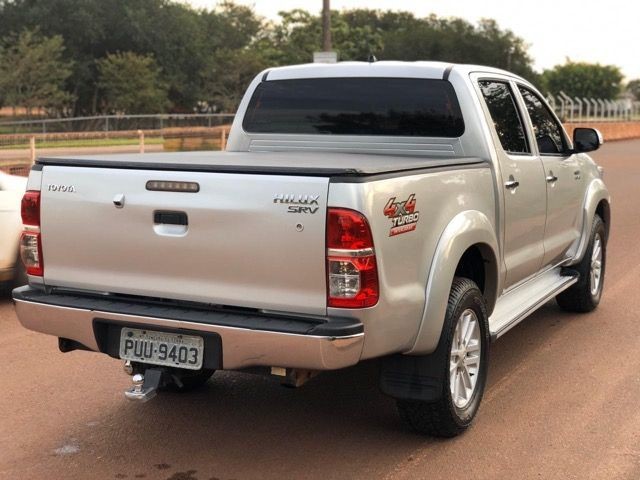 TOYOTA HILUX SRV DIESEL AUTOMÁTICA Ano 14/15 - Foto 4