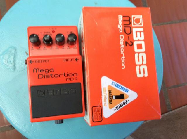 Boss MD-2 na caixa parcelo no cartão,ML