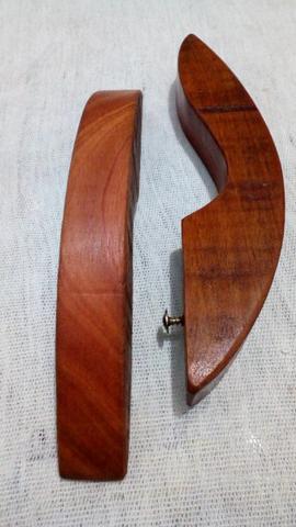 Abridor de garrafas artesanal madeira maciça