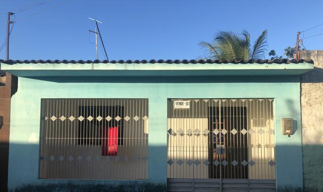 Vende-se Casa no centro de Messias/AL