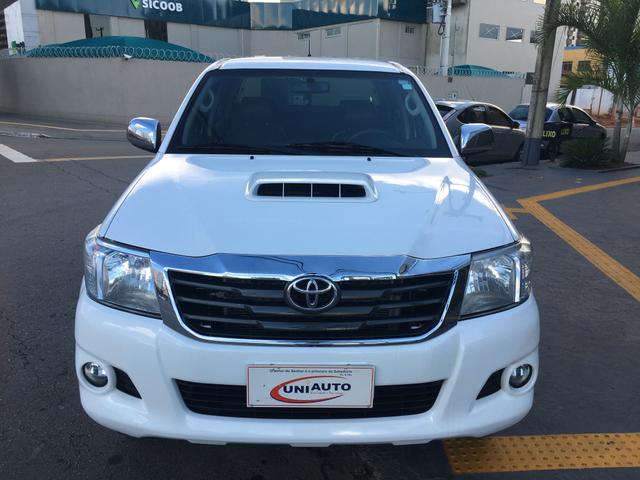 HILUX SR 3.0 4x4 2014/2015 - Foto 3