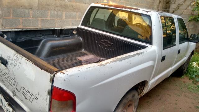 S10 Cabine dupla ano 2005 a gasolina - Foto 2
